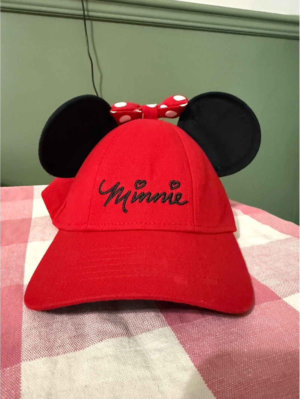 Disney Minnie Mouse polka dot bow red baseball cap hat souvenir